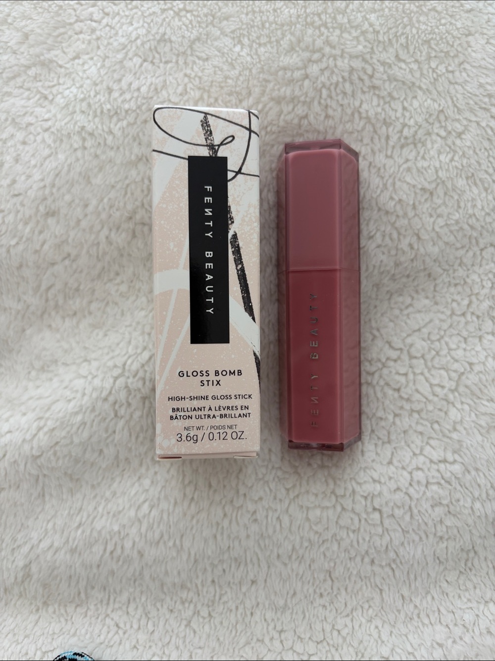 Fenty Beauty Gloss Bomb Stix - Is it Fu$$y 04